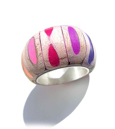 coloured pencil ring