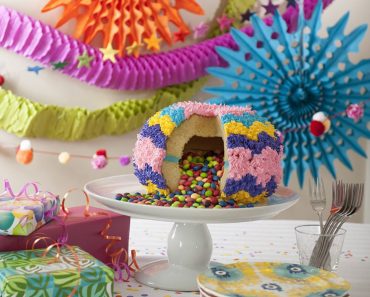 Piñata Cake Maker